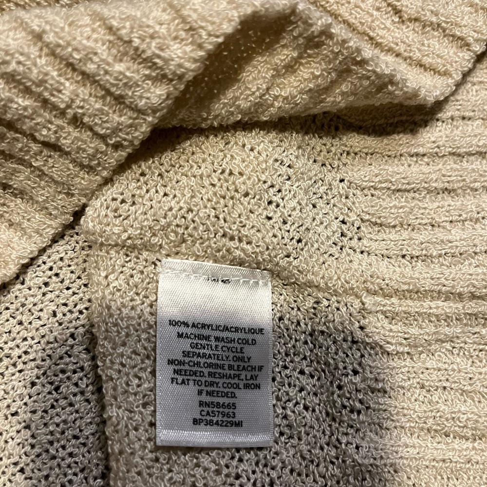 Nordstrom B.P Cream V-Neck Sweater - Picture 4 of 4